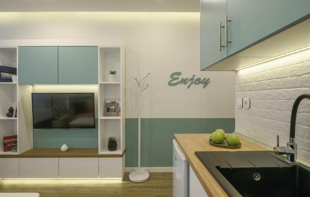 Τhe Half Root Suite In The Heart Of City Center Thessaloníki Eksteriør bilde
