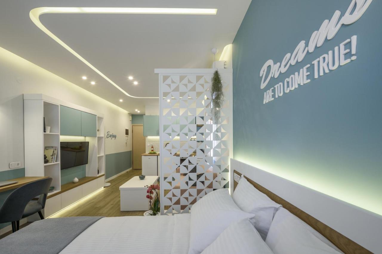 Τhe Half Root Suite In The Heart Of City Center Thessaloníki Eksteriør bilde