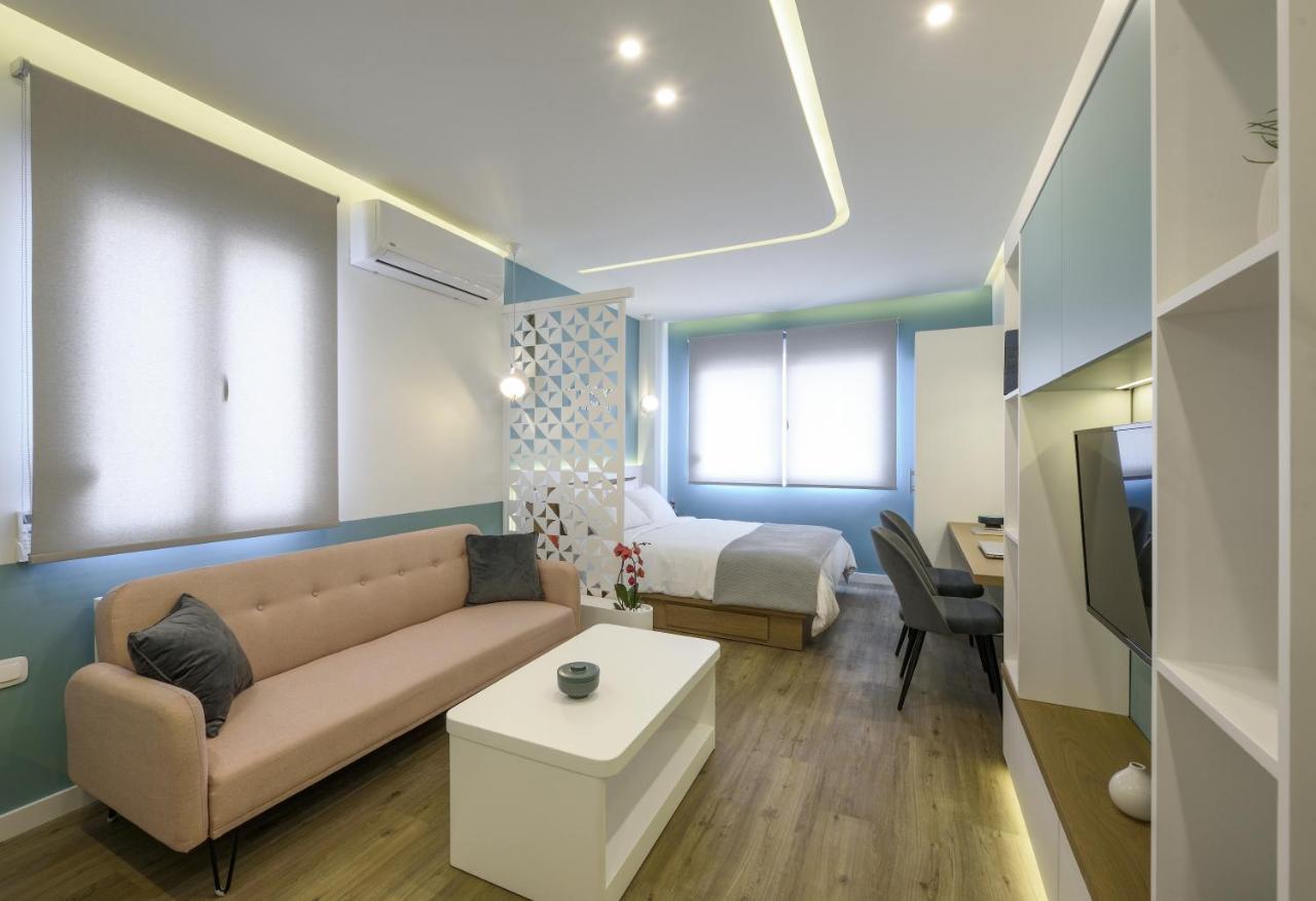 Τhe Half Root Suite In The Heart Of City Center Thessaloníki Eksteriør bilde