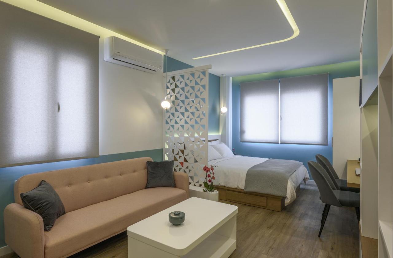 Τhe Half Root Suite In The Heart Of City Center Thessaloníki Eksteriør bilde