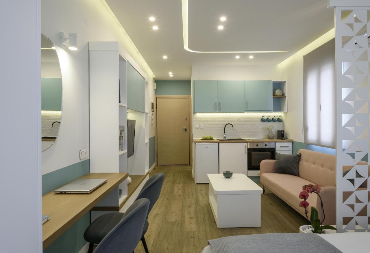 Τhe Half Root Suite In The Heart Of City Center Thessaloníki Eksteriør bilde