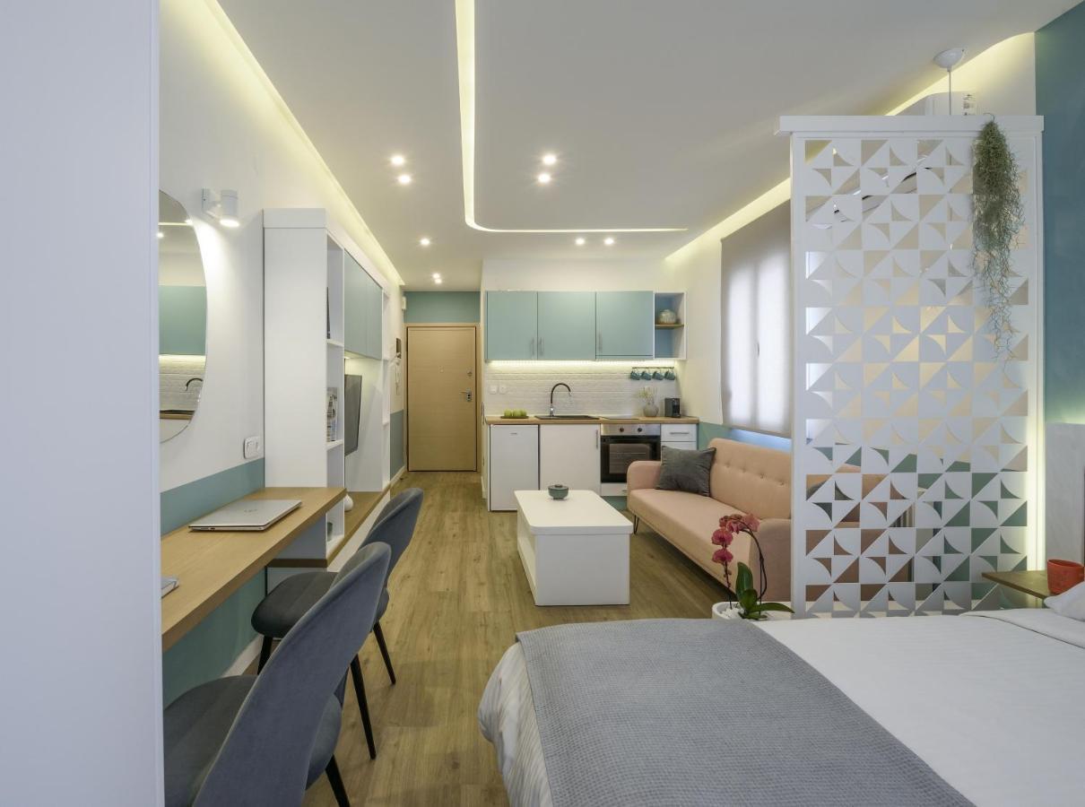 Τhe Half Root Suite In The Heart Of City Center Thessaloníki Eksteriør bilde